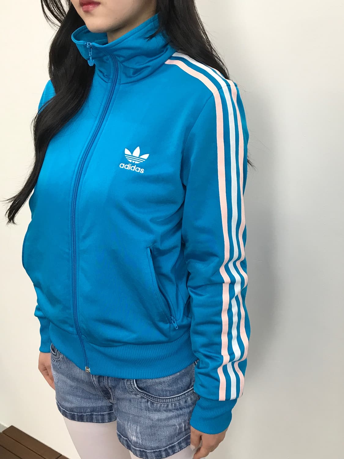 Adidas Cyan Blue & Pink Track Jersey 상품이미지4