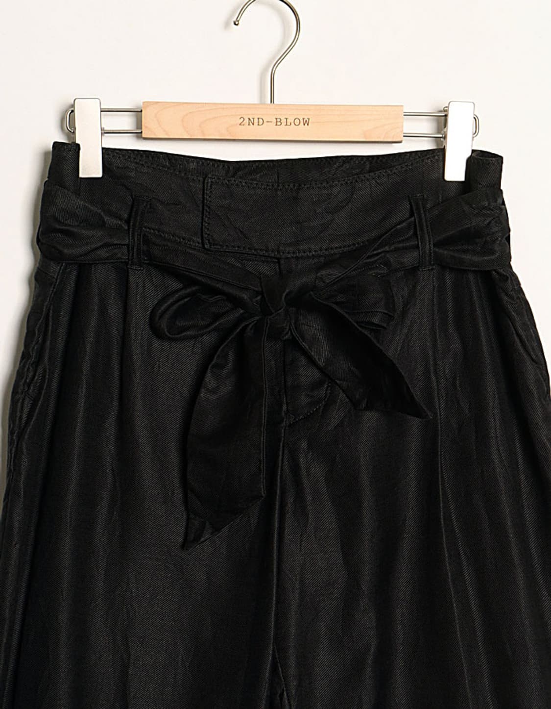 Unaca Belted Satin Tapered Pant (28) 상품이미지2