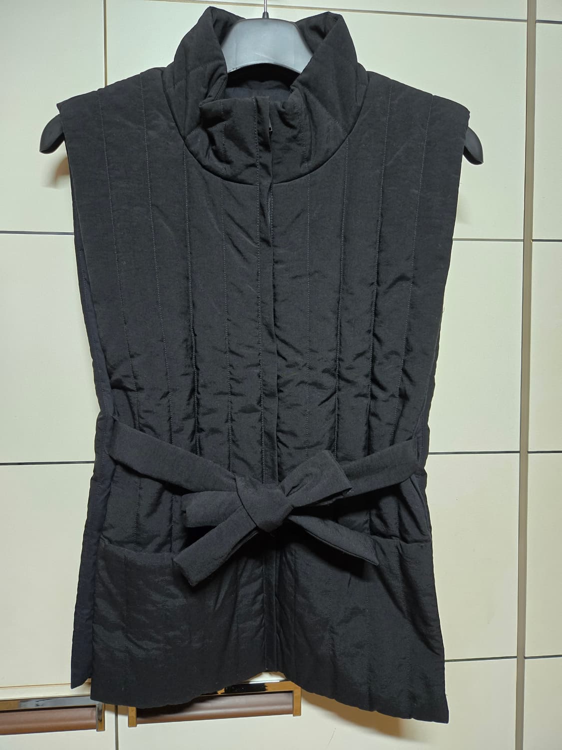 코스 집업 푸퍼 누빔 패딩 베스트 상품이미지3