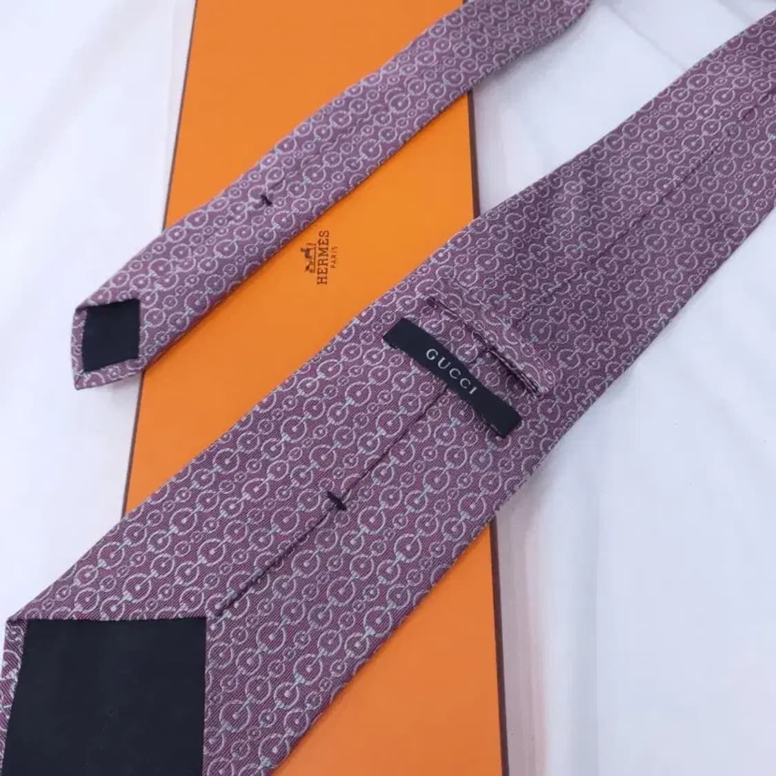 구찌 넥타이 상품이미지1