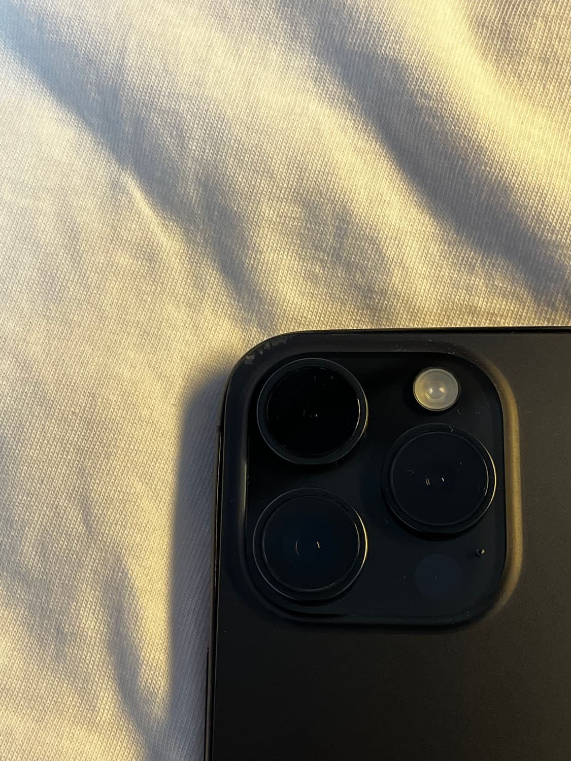 어아폰 15Pro 256GB 상품이미지7