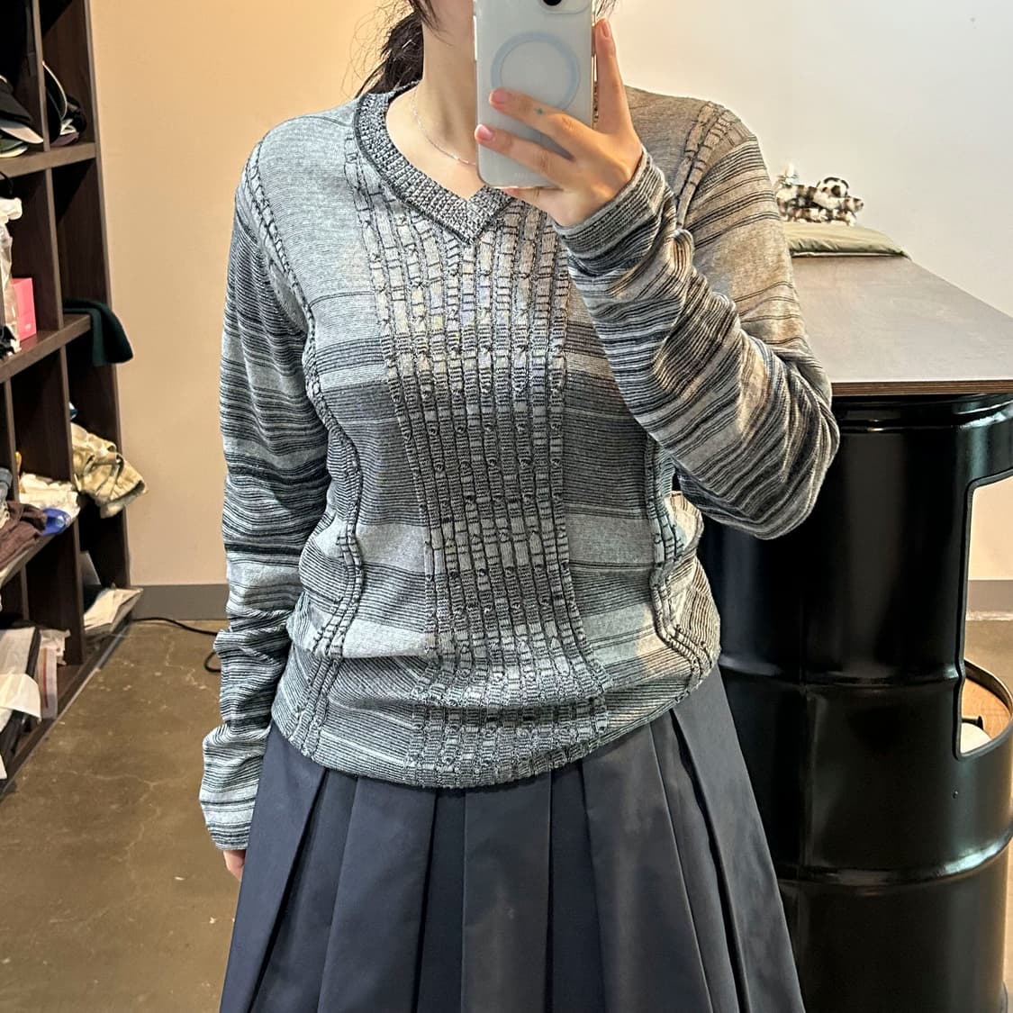 그레이 패턴 니트 상품이미지1