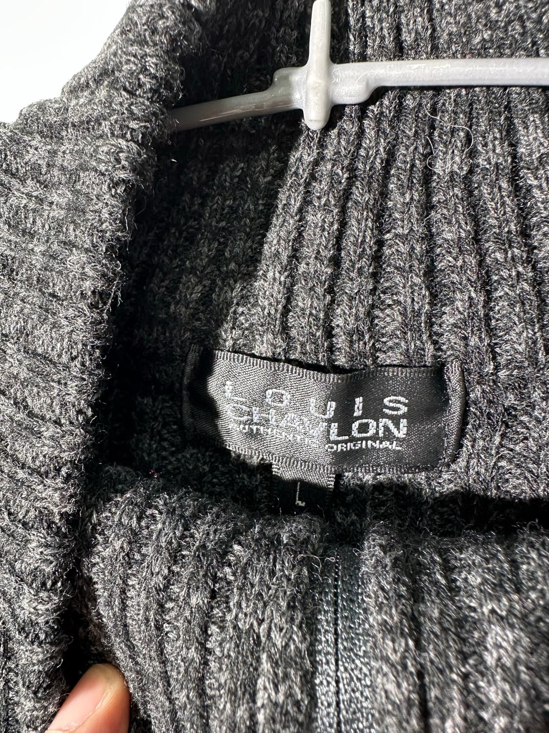 louis chavlon 반집업 아크릴 소프트 니트 상품이미지4