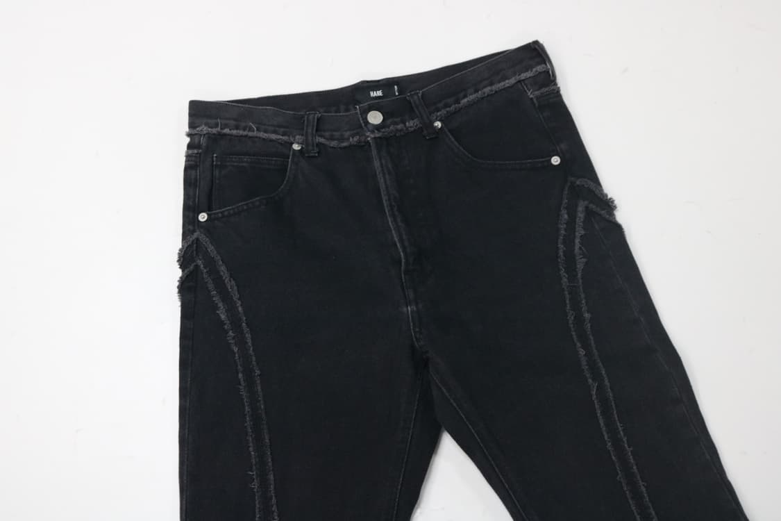 HARE 하레 절개 라인 프링지 블랙 데님 팬츠 (M) 상품이미지3