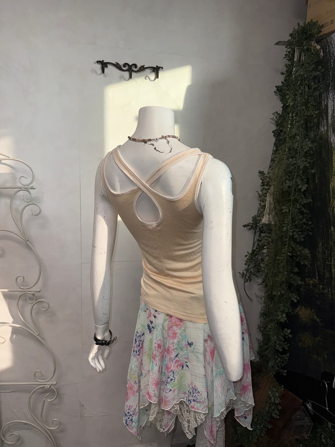 Ivory ethnic beads back strap sleeveless 상품이미지6