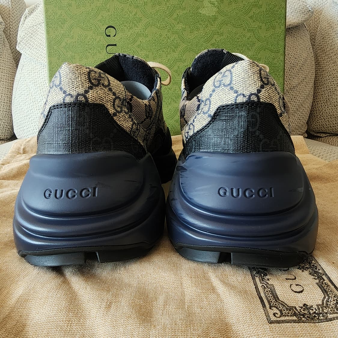 초민트급 구찌 GG 슈프림 라이톤 스니커즈 네이비 블랙 265 상품이미지4