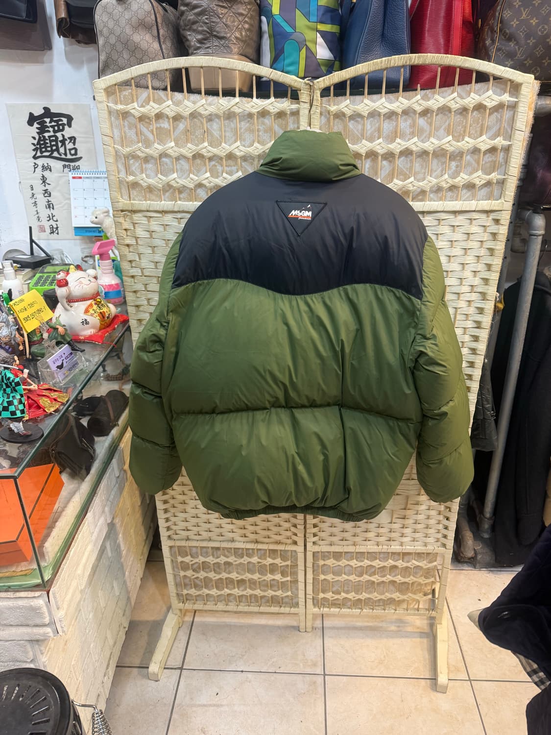 42/100 정품 MSGM 패딩 팝니다 상품이미지8