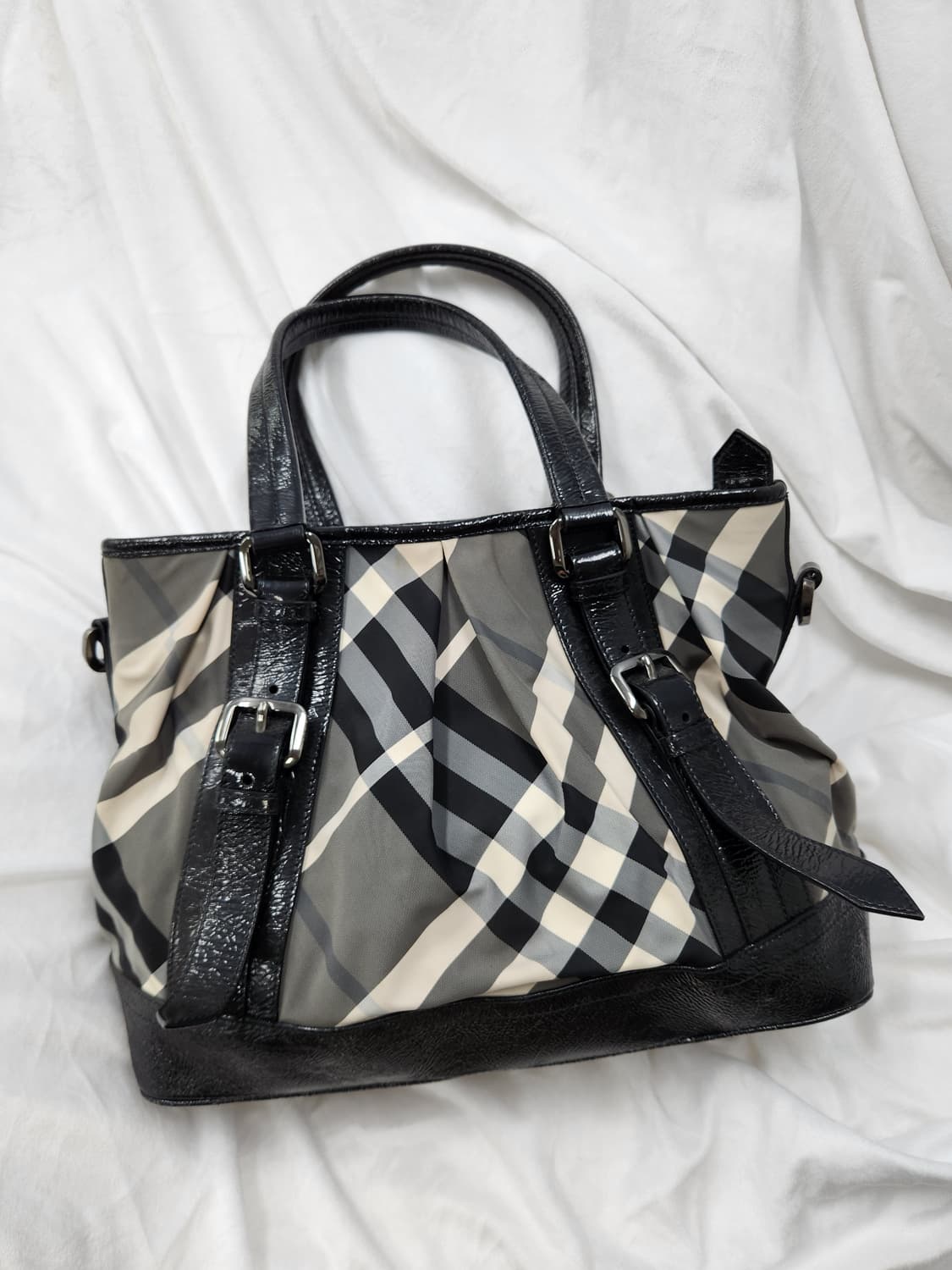 (OS)버버리 체크 페이던트 레더 토드백 상품이미지1