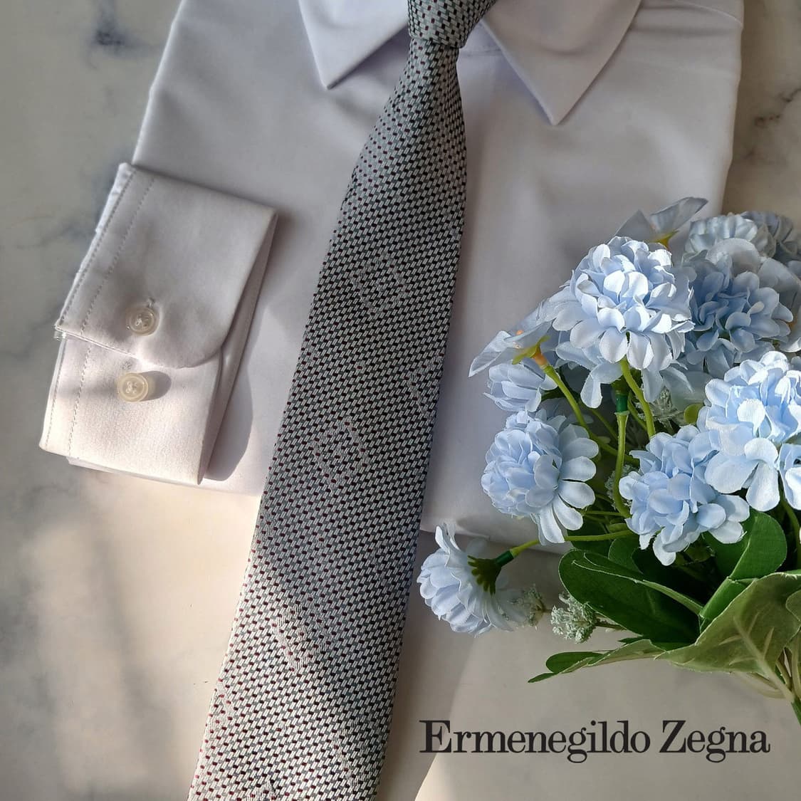 제냐 실크 그레이 스퀘어 텍스처 넥타이 8.4cm A+등급 A19617
 상품이미지1