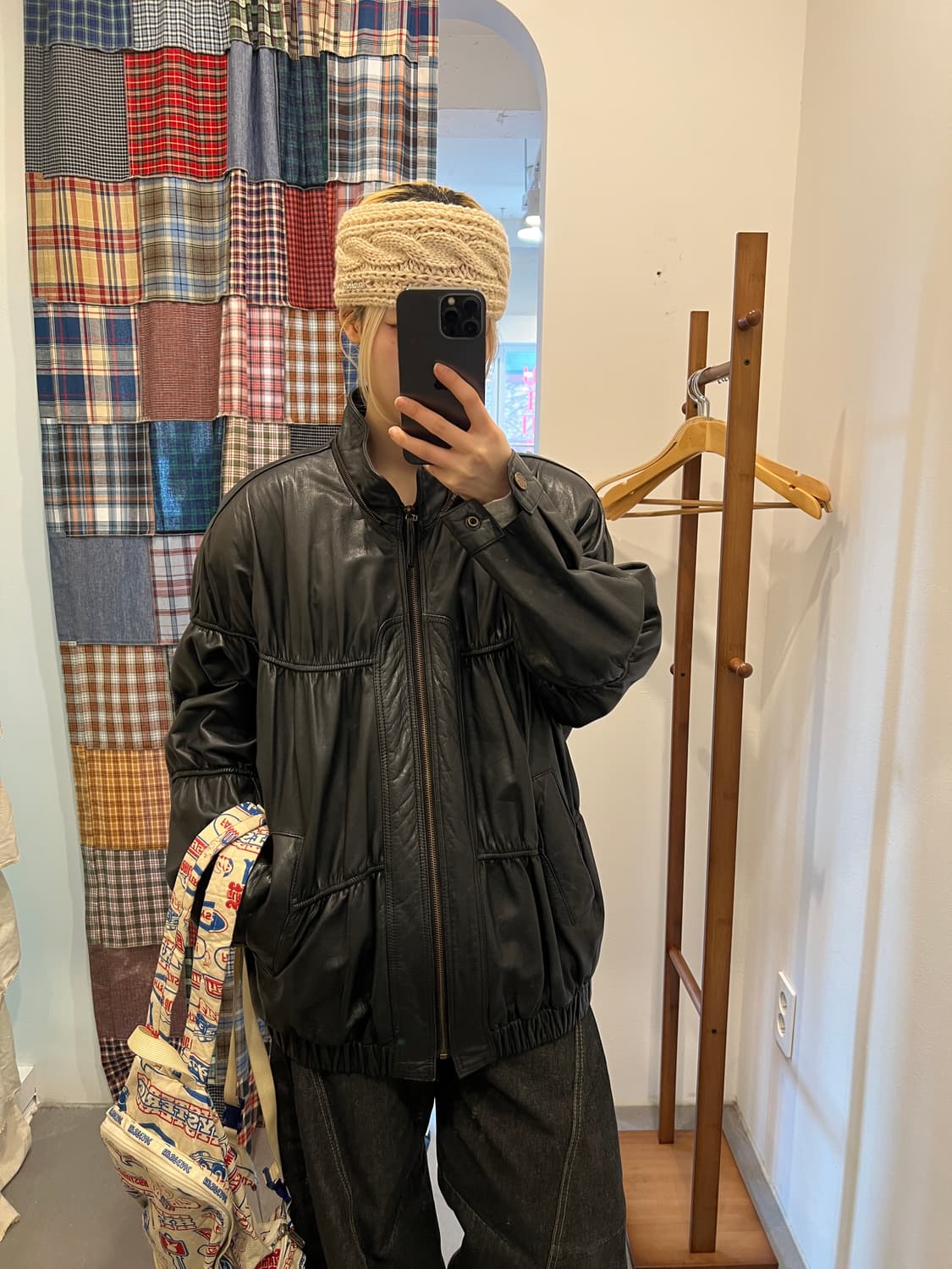 블랙 양가죽 셔링 자켓 상품이미지5