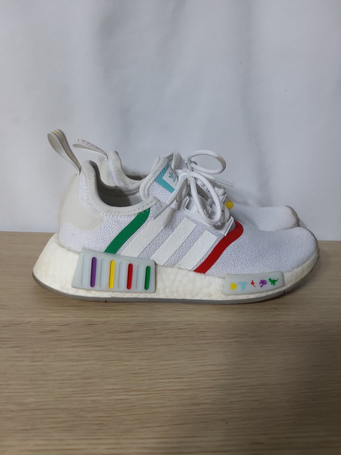 225mm 아디다스 nmd r1 운동화 상품이미지2