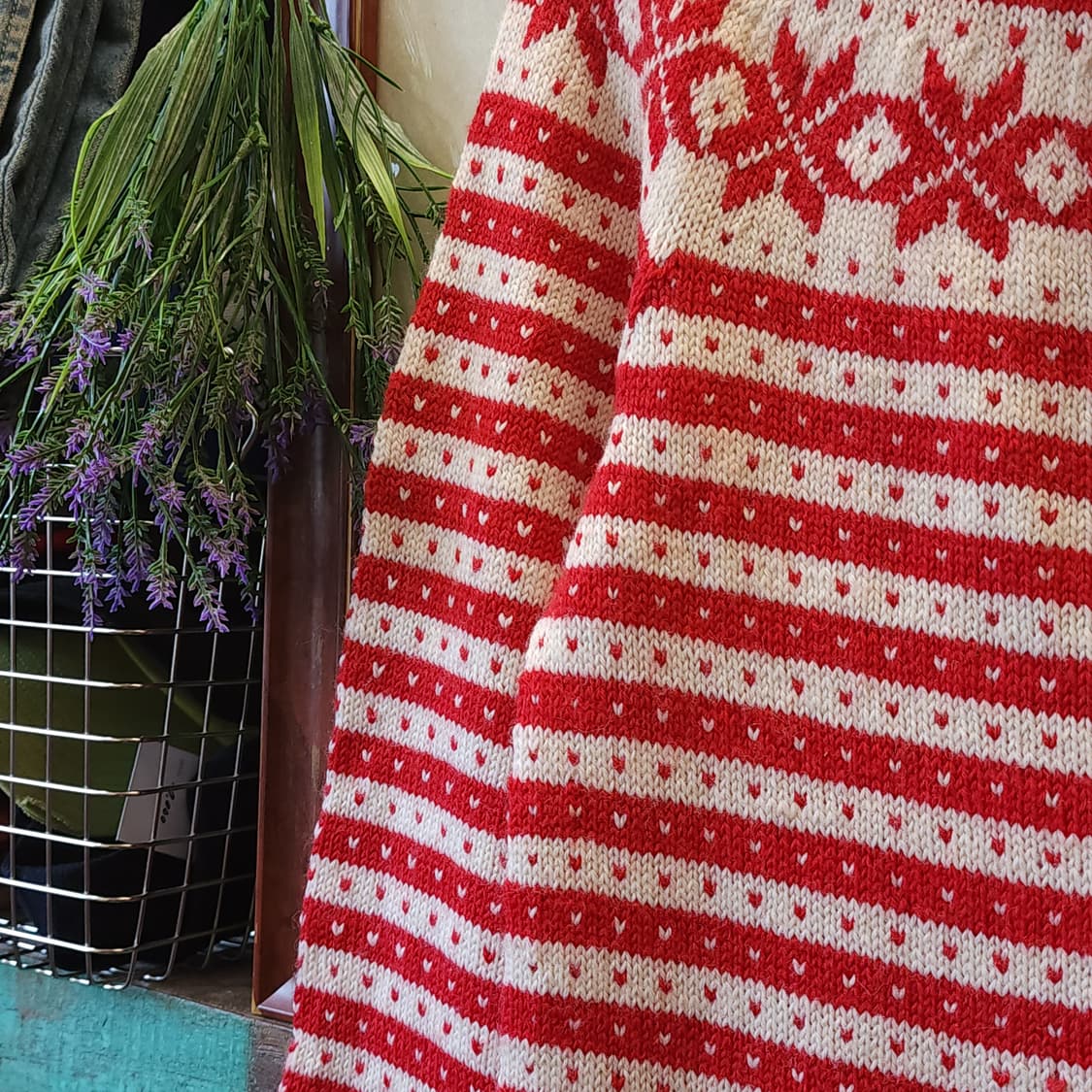 90s 프렌치 핸드메이드 울 니트 스웨터 노르딕 하트 패턴 상품이미지7