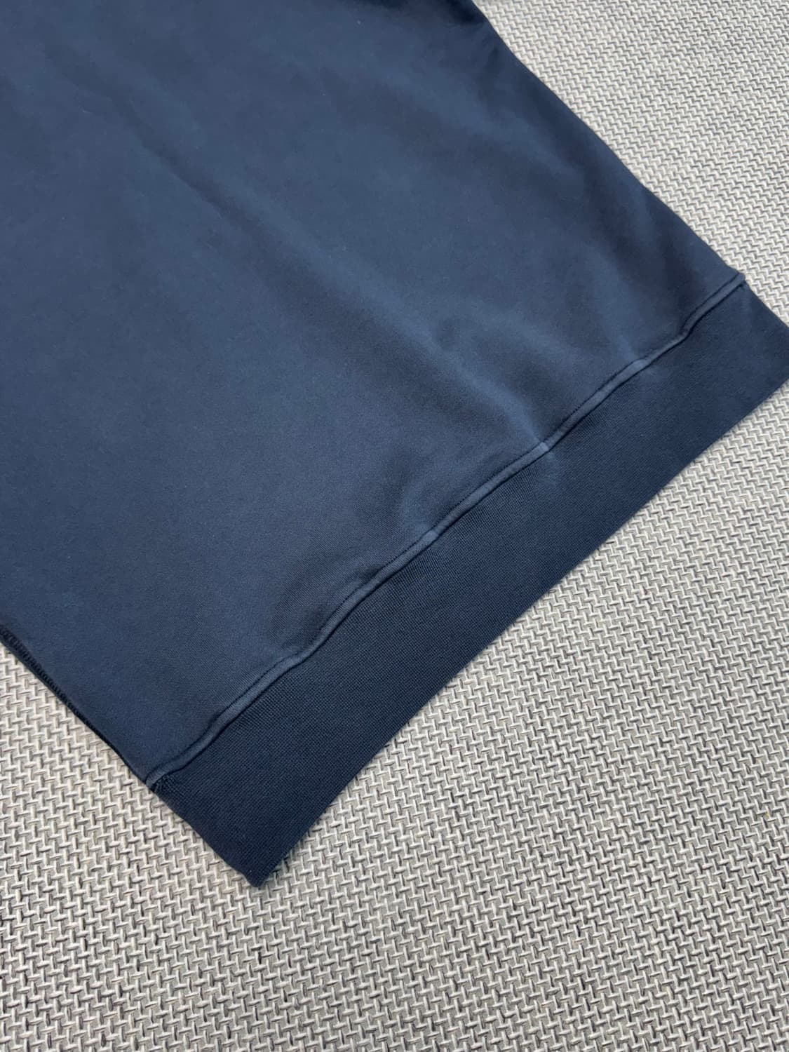 22ss 스톤 아일랜드 맨투맨 상품이미지6