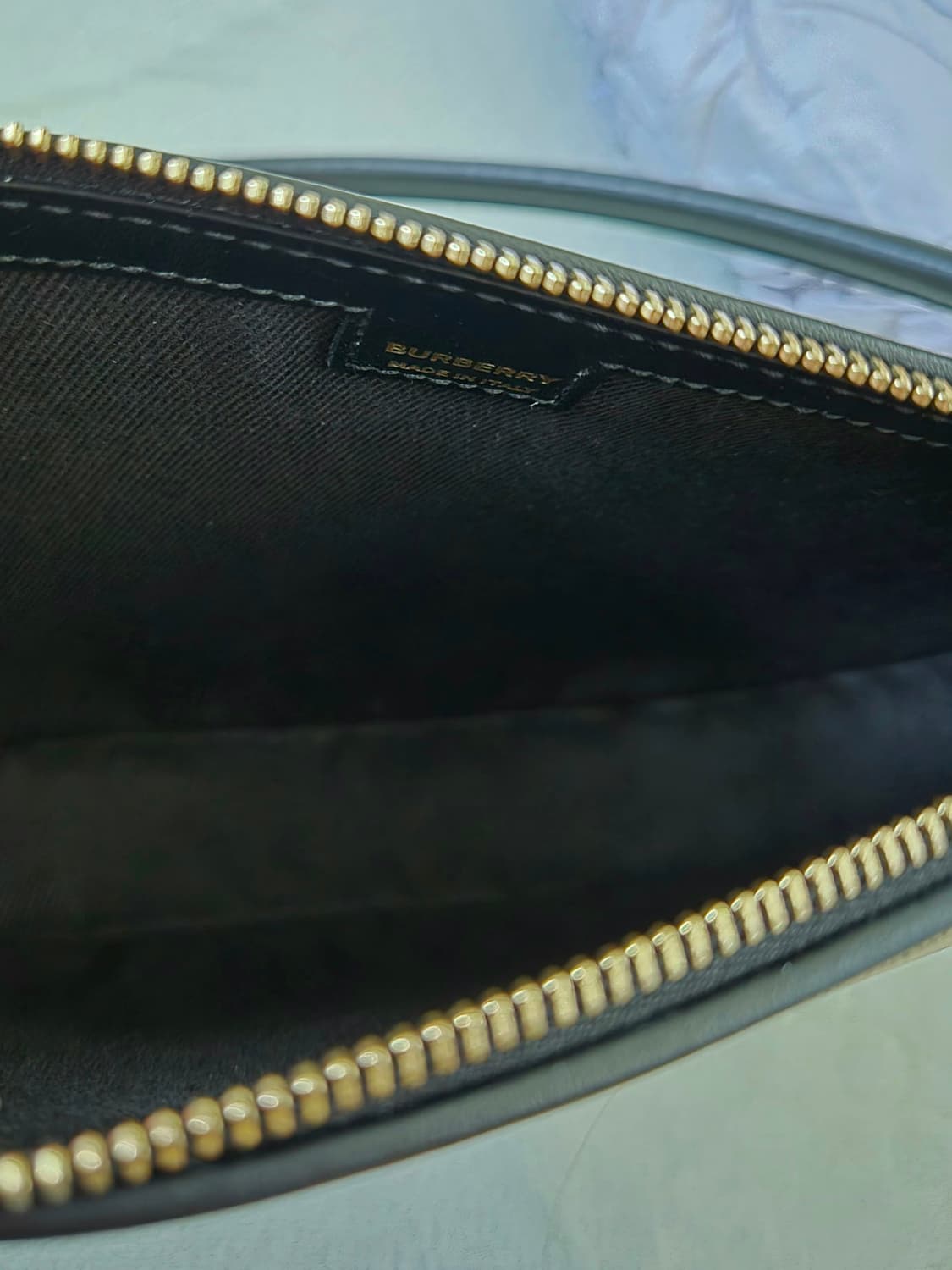 버버리 올림피아 아카이브 숄더백 상품이미지4