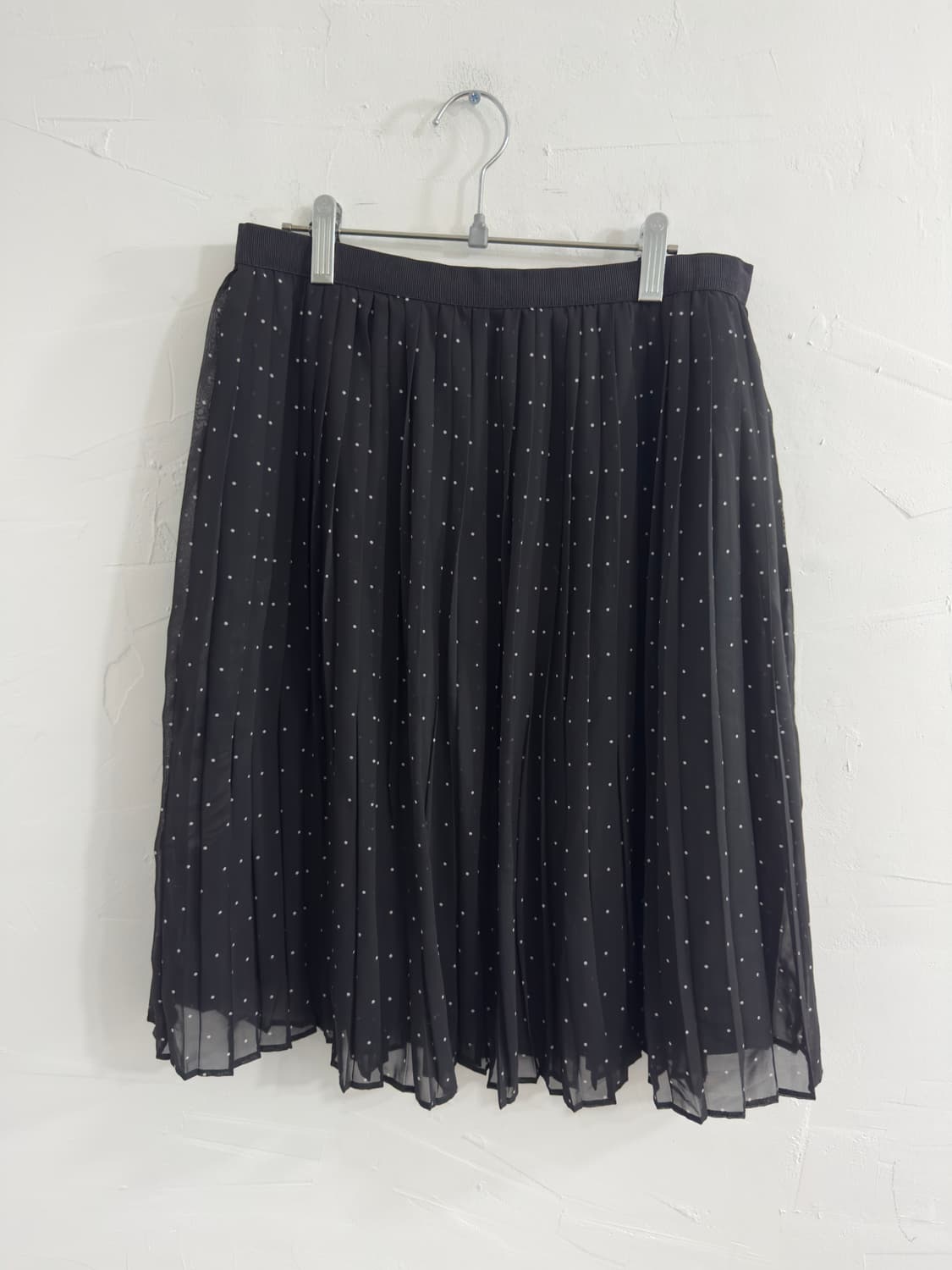 uniqlo dot pleats skirt 상품이미지1