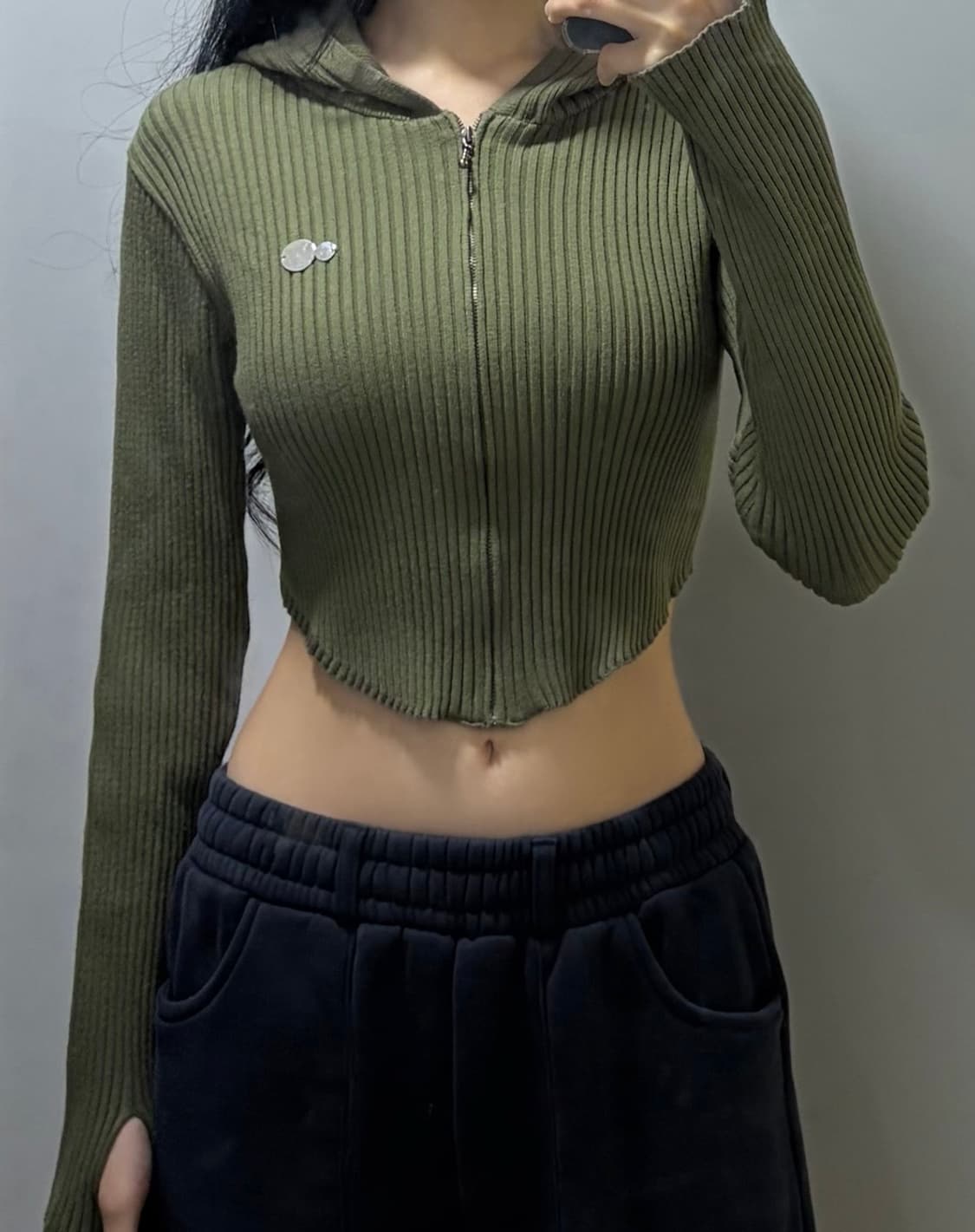 aeae 카키 크롭니트후드집업 상품이미지3