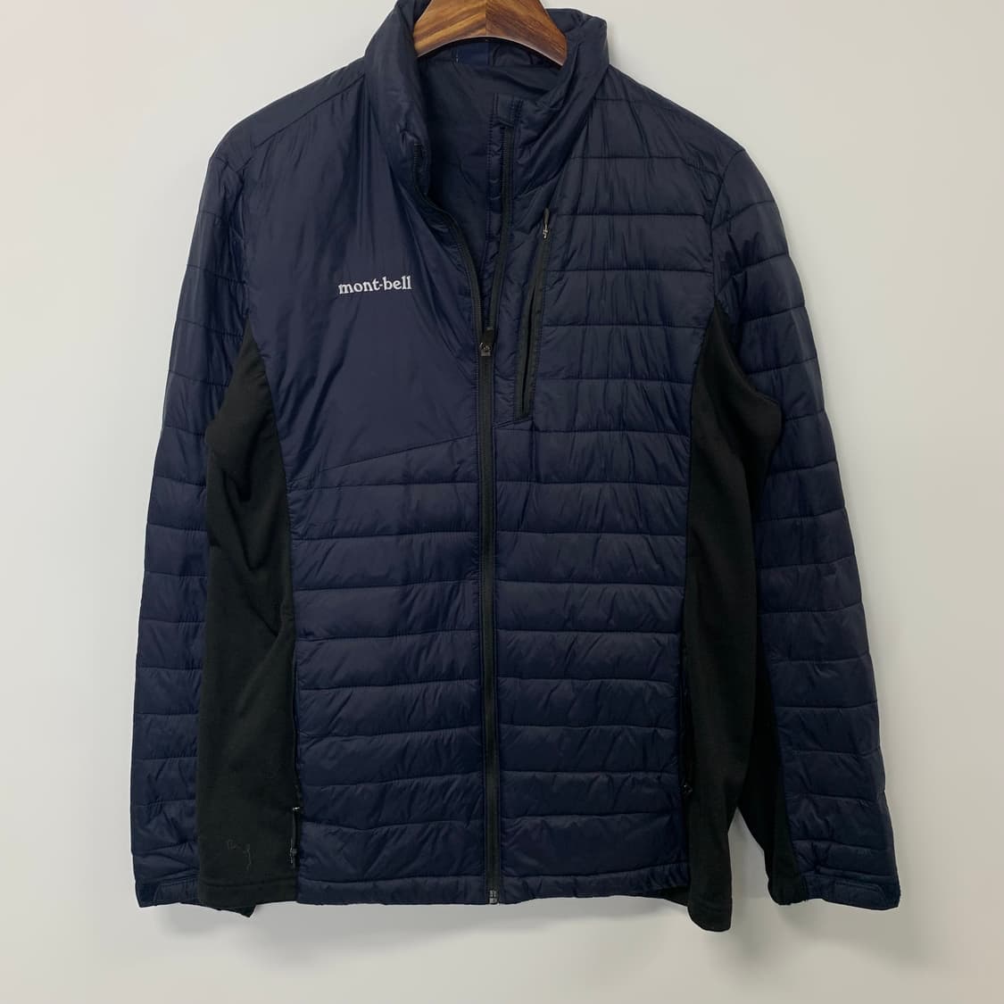 몽벨 네이비 윈드 경량 패딩 상품이미지2