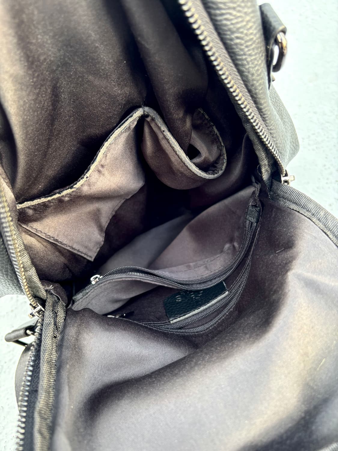 “Vintage”00’s 3Zipper Detail Leather Bag 상품이미지7