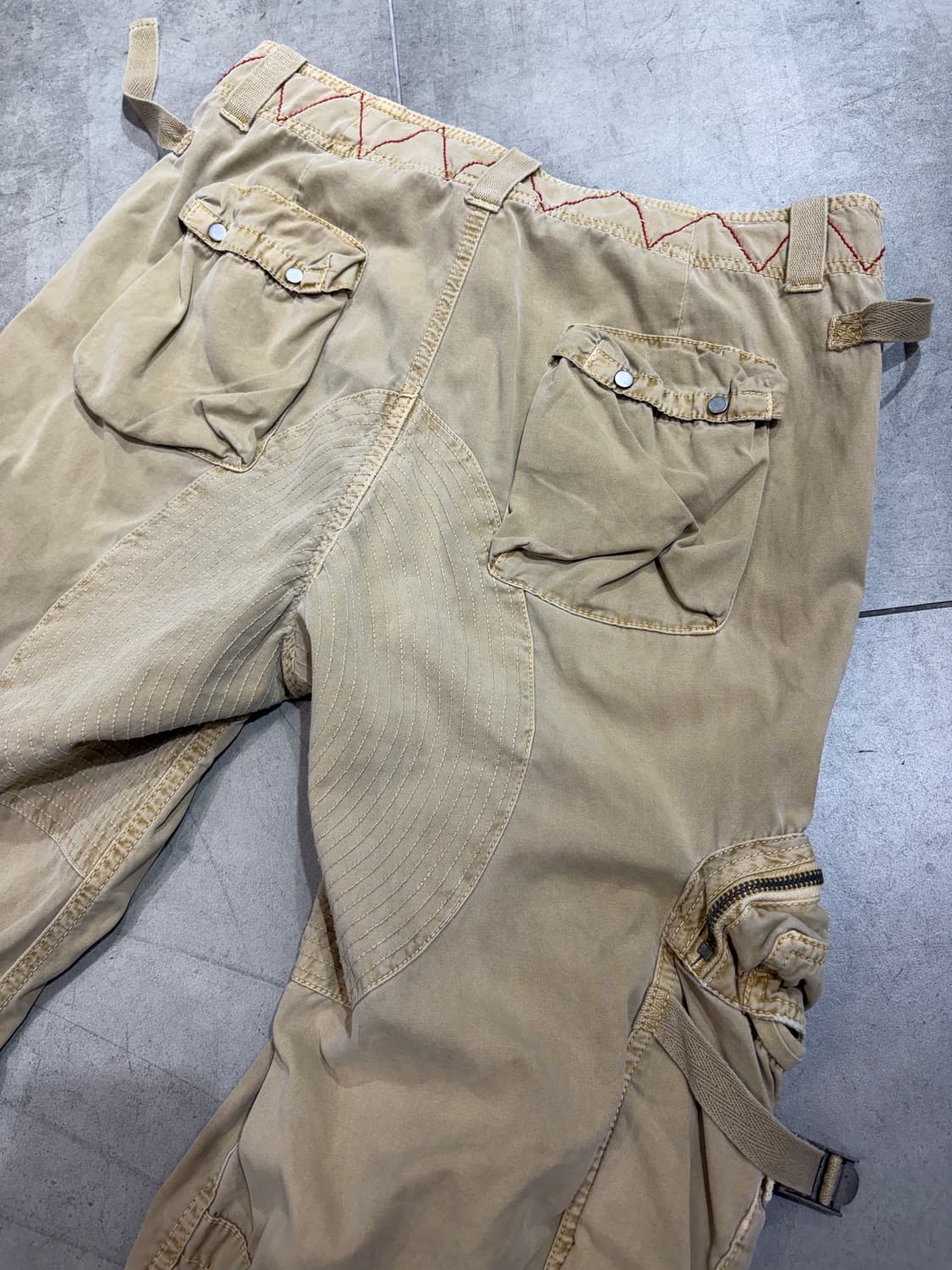 폴로 베이지 유틸리티 탄창 카고팬츠 상품이미지8