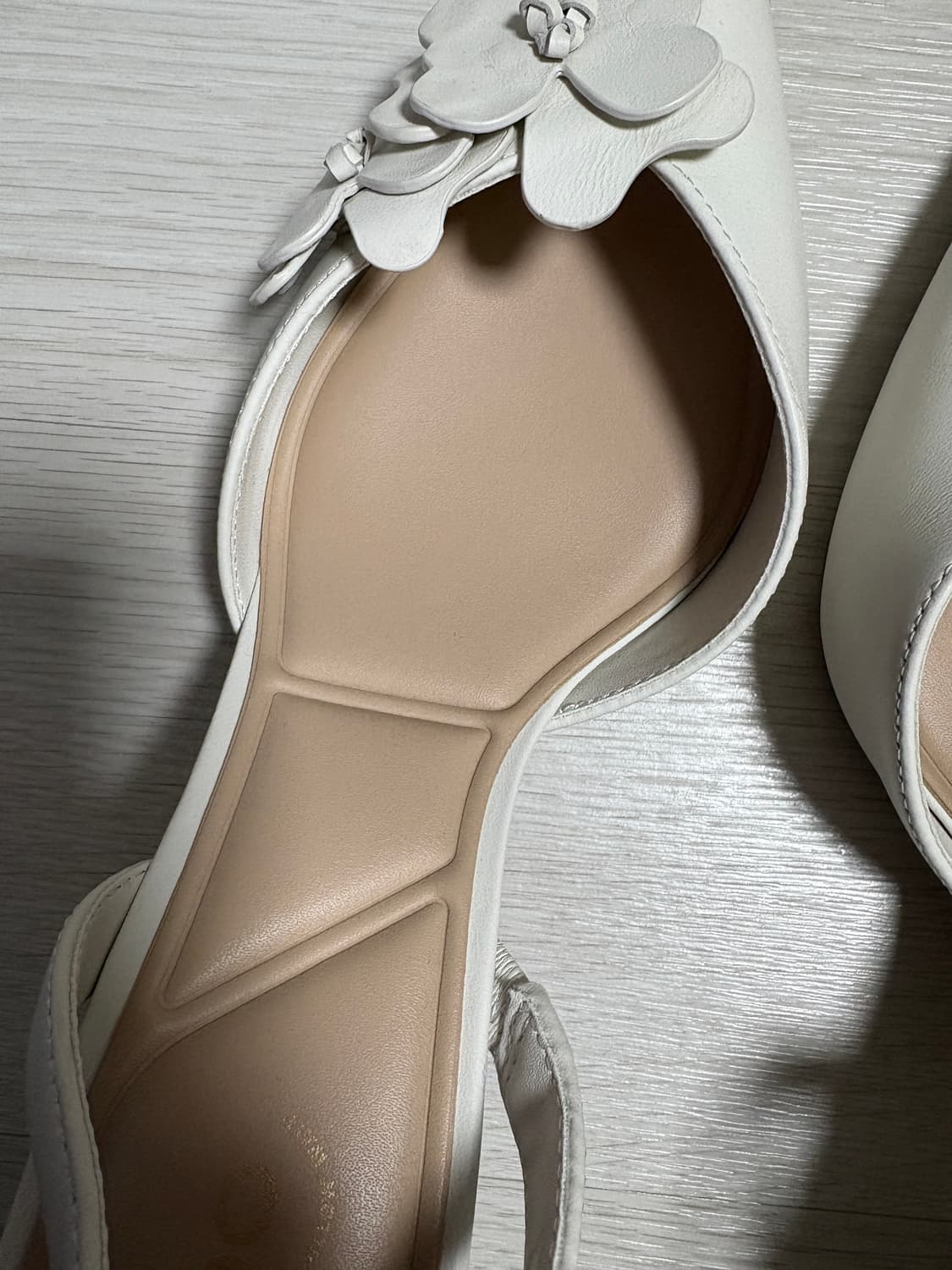 알도 웨딩구두 웨딩슈즈 양가죽 플라워 펌프스 힐 화이트 240 상품이미지2