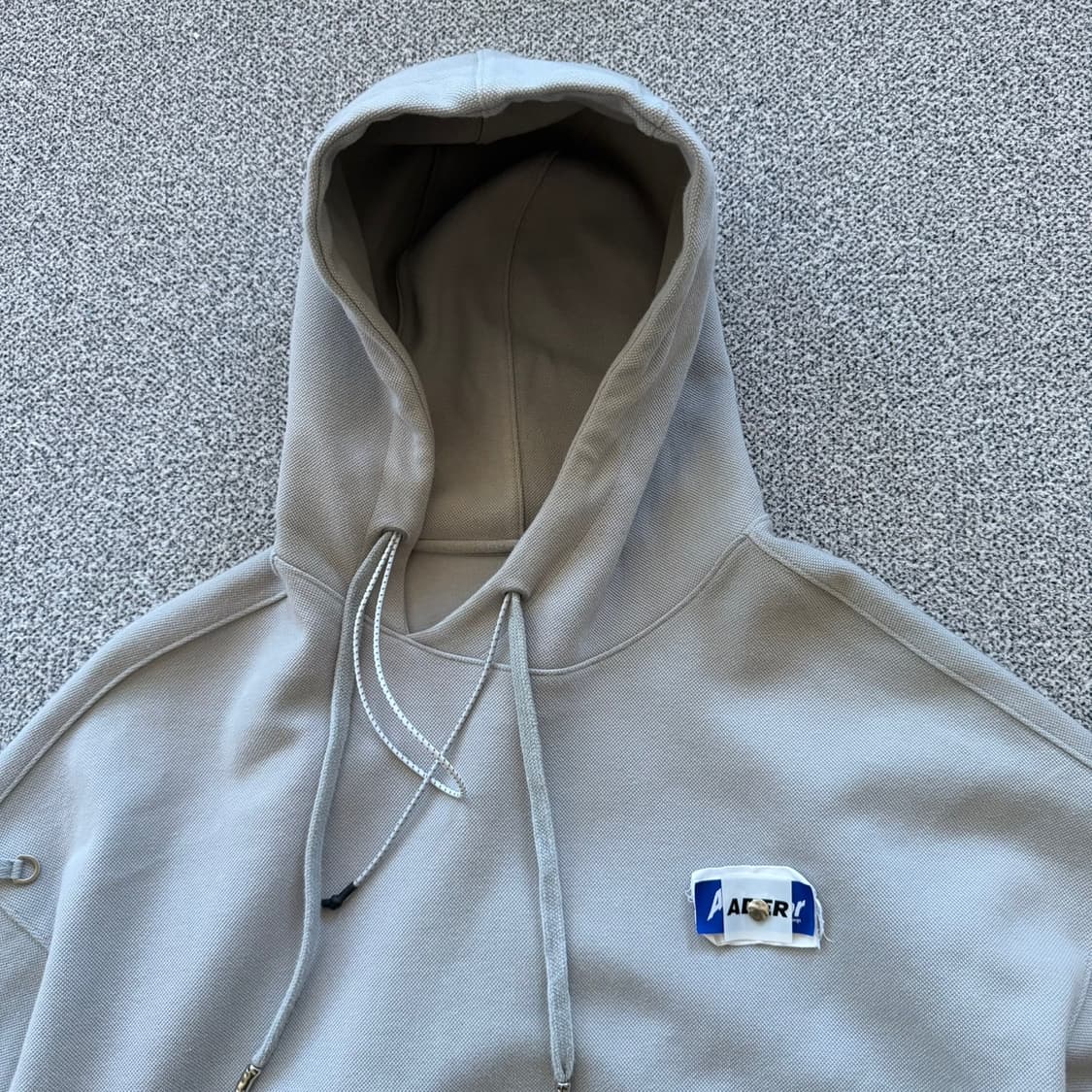 아더에러 후드티 상품이미지2