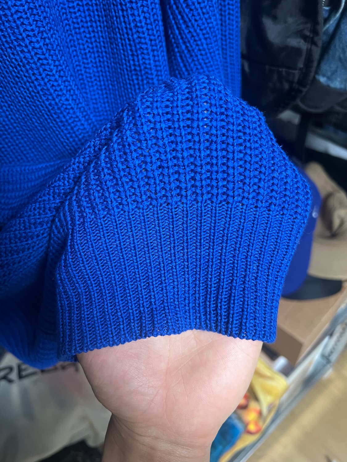 슈프림 스몰 박스 립드 스웨터 로얄 23FW 상품이미지7