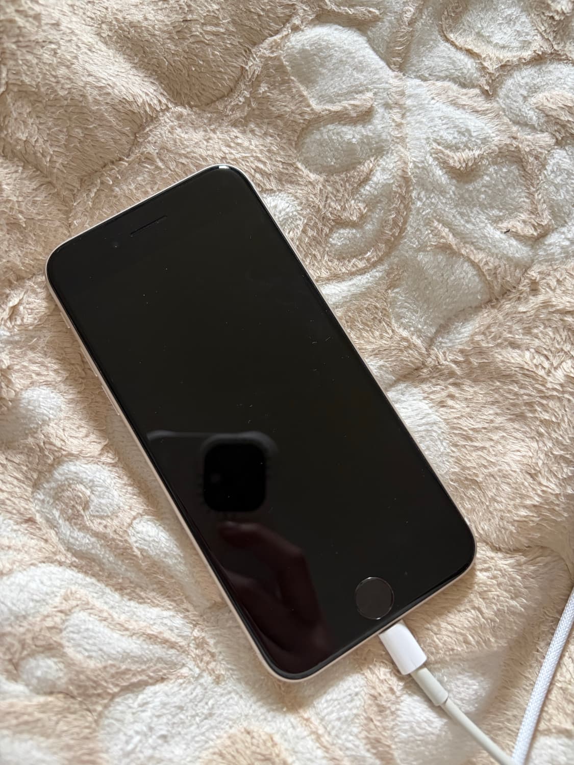 아이폰 se3 64gb 상품이미지1