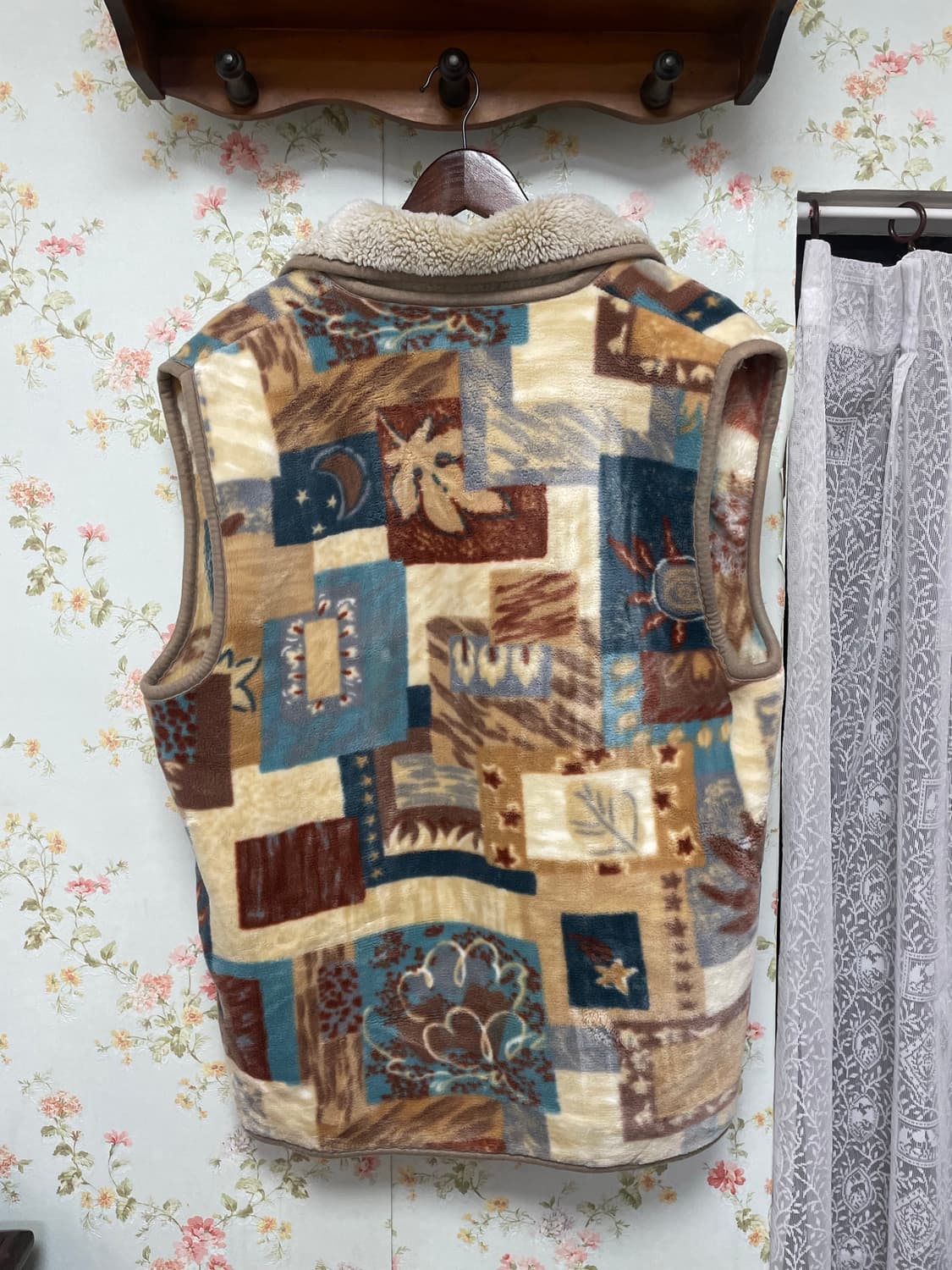 패치워크 덤블 카라 조끼 상품이미지2