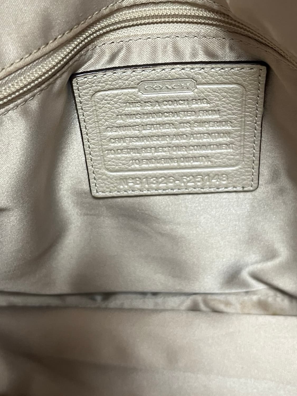 코치 실버 토드백 상품이미지7