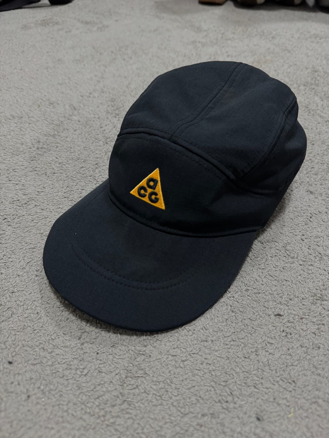 나이키 NRG ACG 테일윈드 캡 블랙 레이저 오렌지 상품이미지1