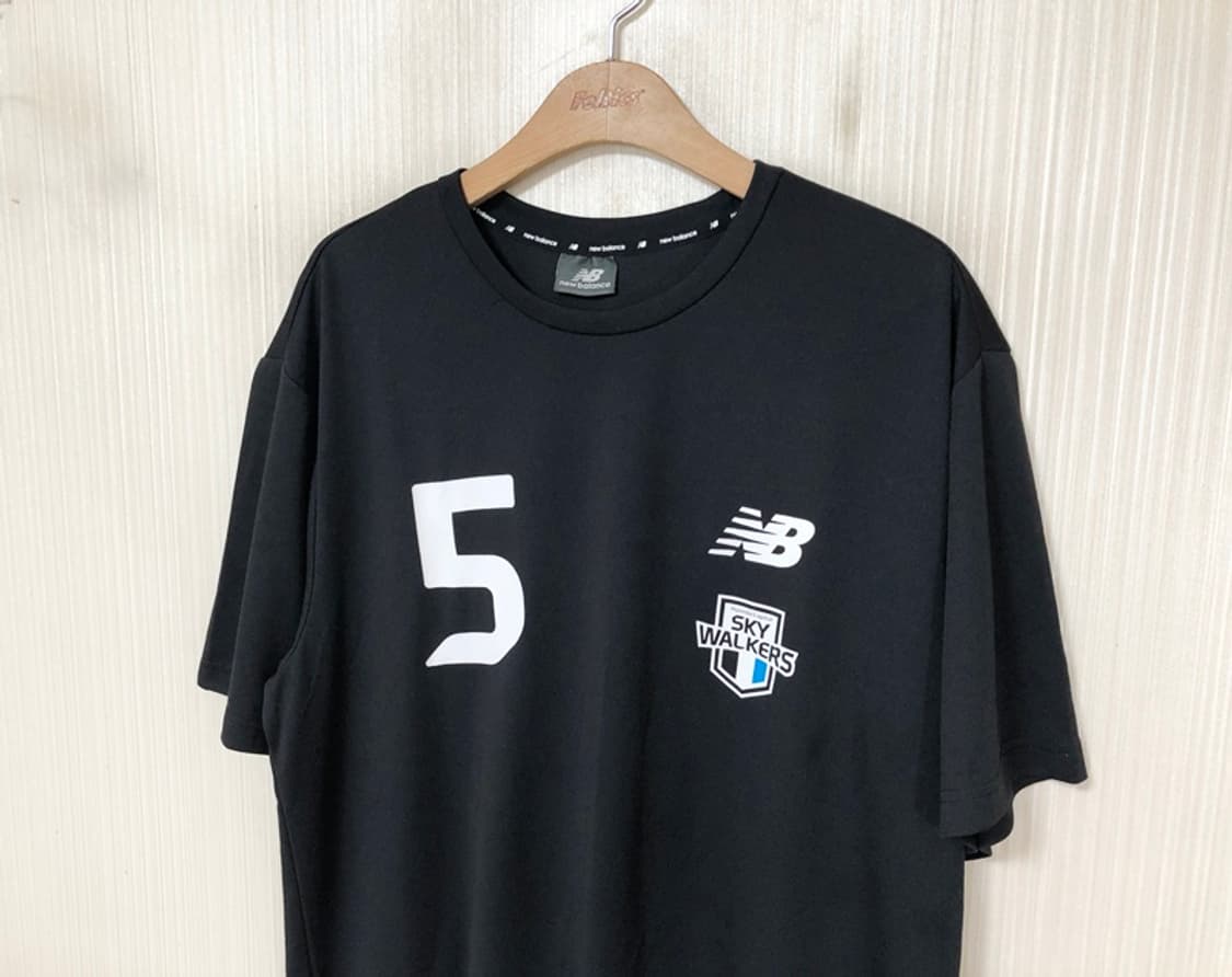 V-리그 뉴발란스 천안 현대캐피탈 스카이워커스 선수실착 트레이닝셔츠 #5 상품이미지6