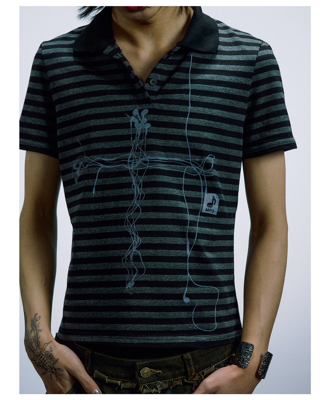 Cross Earphone Graphic Stripe Polo T-Shi 상품이미지6