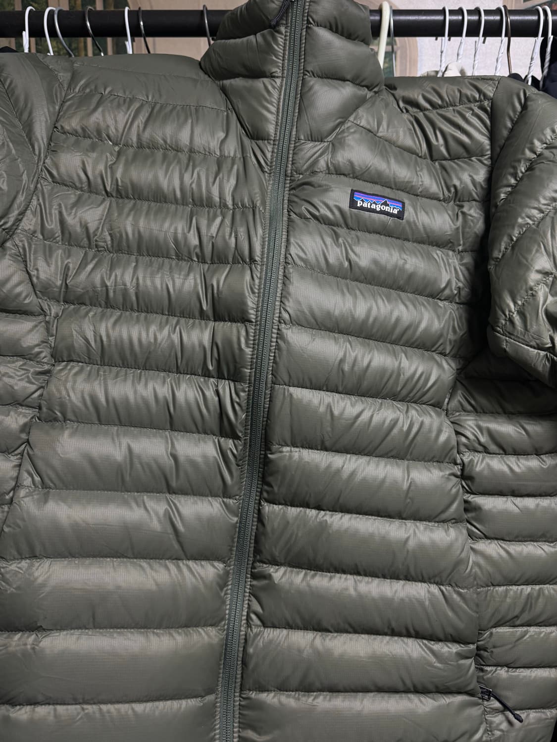 파타고니아 다운 스웨터 베이슨 그린 상품이미지1