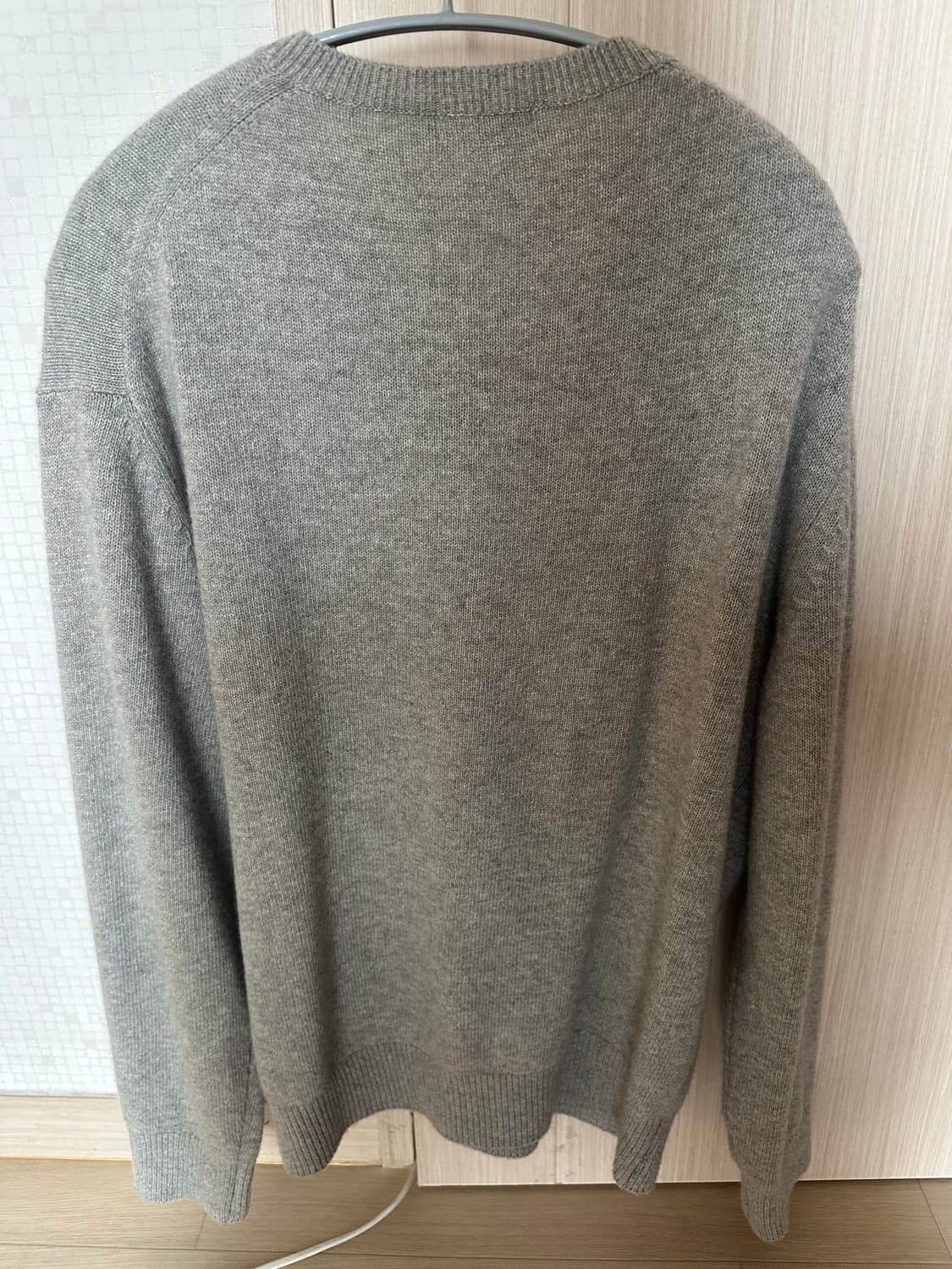 스테디에브리웨어 브이넥 새상품 상품이미지3