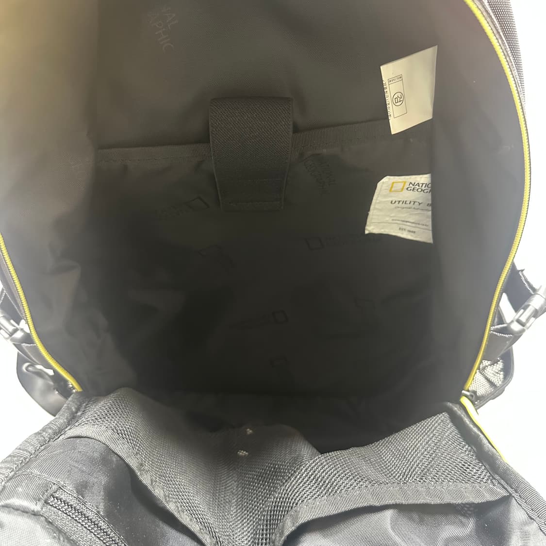 ✨ (바배) 내셔널 지오그래픽 빅로고 버디 블랙 백팩  상품이미지3
