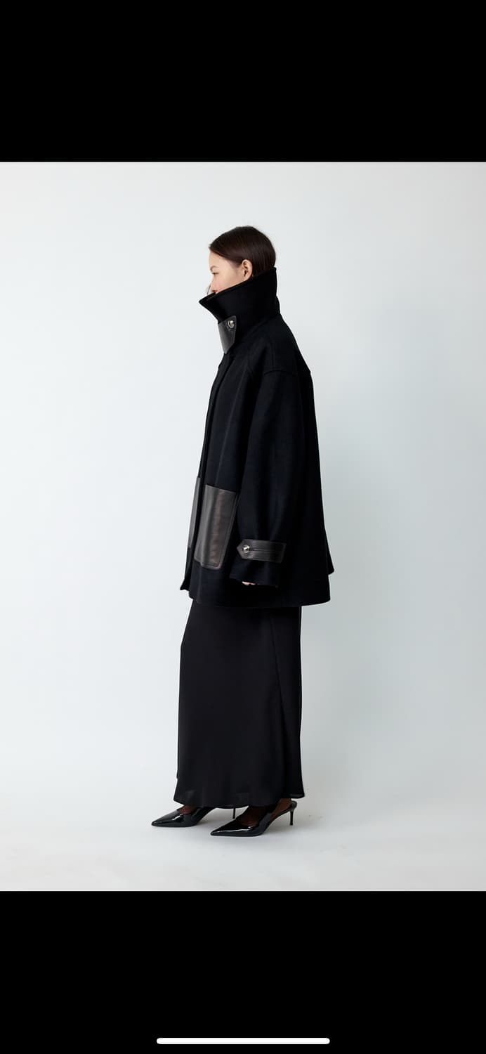 <2회 착용🖤> R2W 에버트 레더패치 하프코트 Ebert 상품이미지8