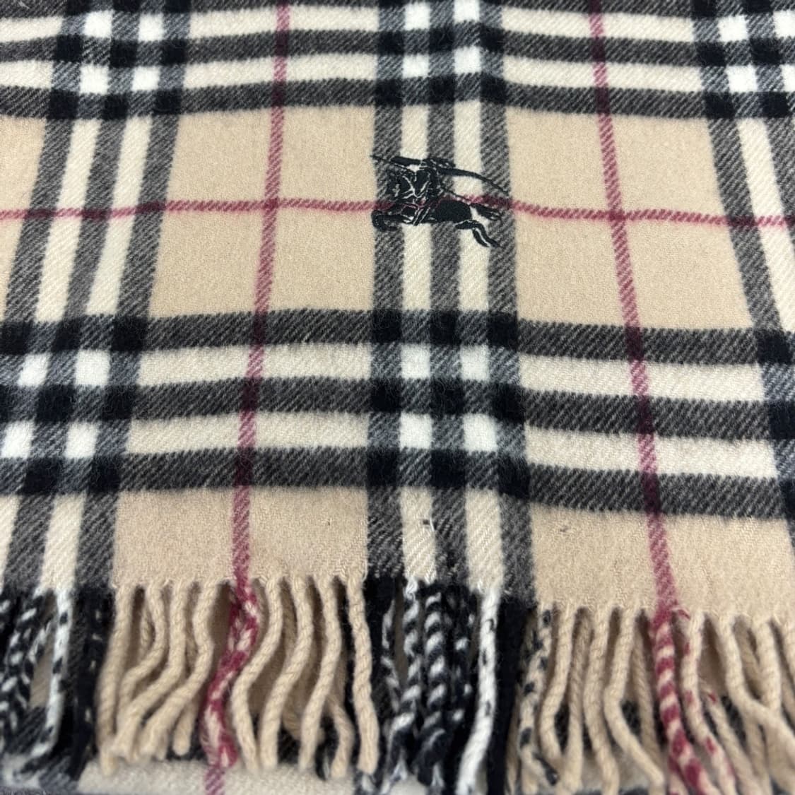 정품) 버버리 숄 머플러 상품이미지4