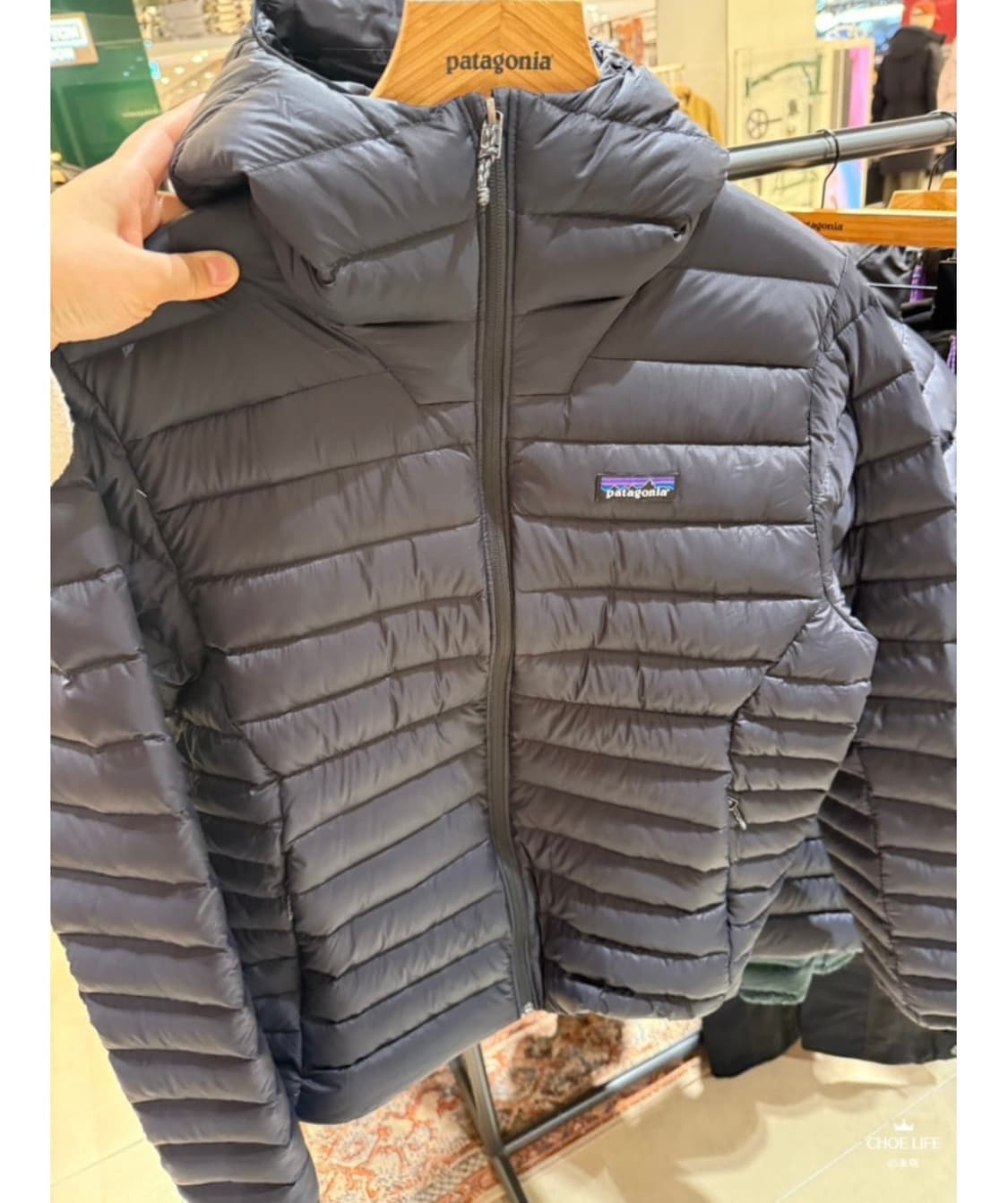 파타고니아 FW25 후드 경량패딩 맨즈 S 상품이미지6