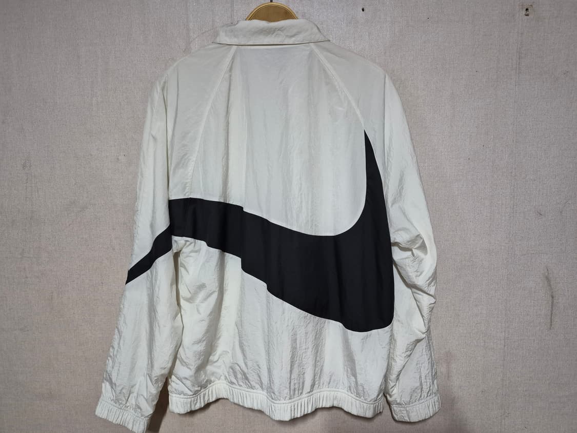 나이키 빅시우스 바람막이 M 상품이미지3