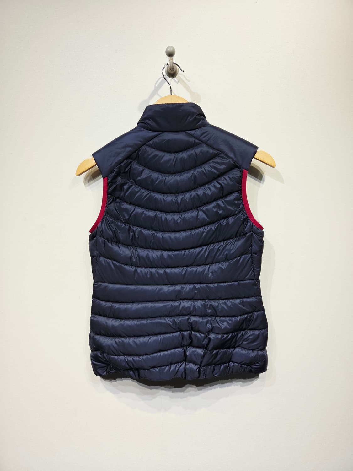 아크테릭스 세리움 LT 구스다운 베스트 네이비 상품이미지5