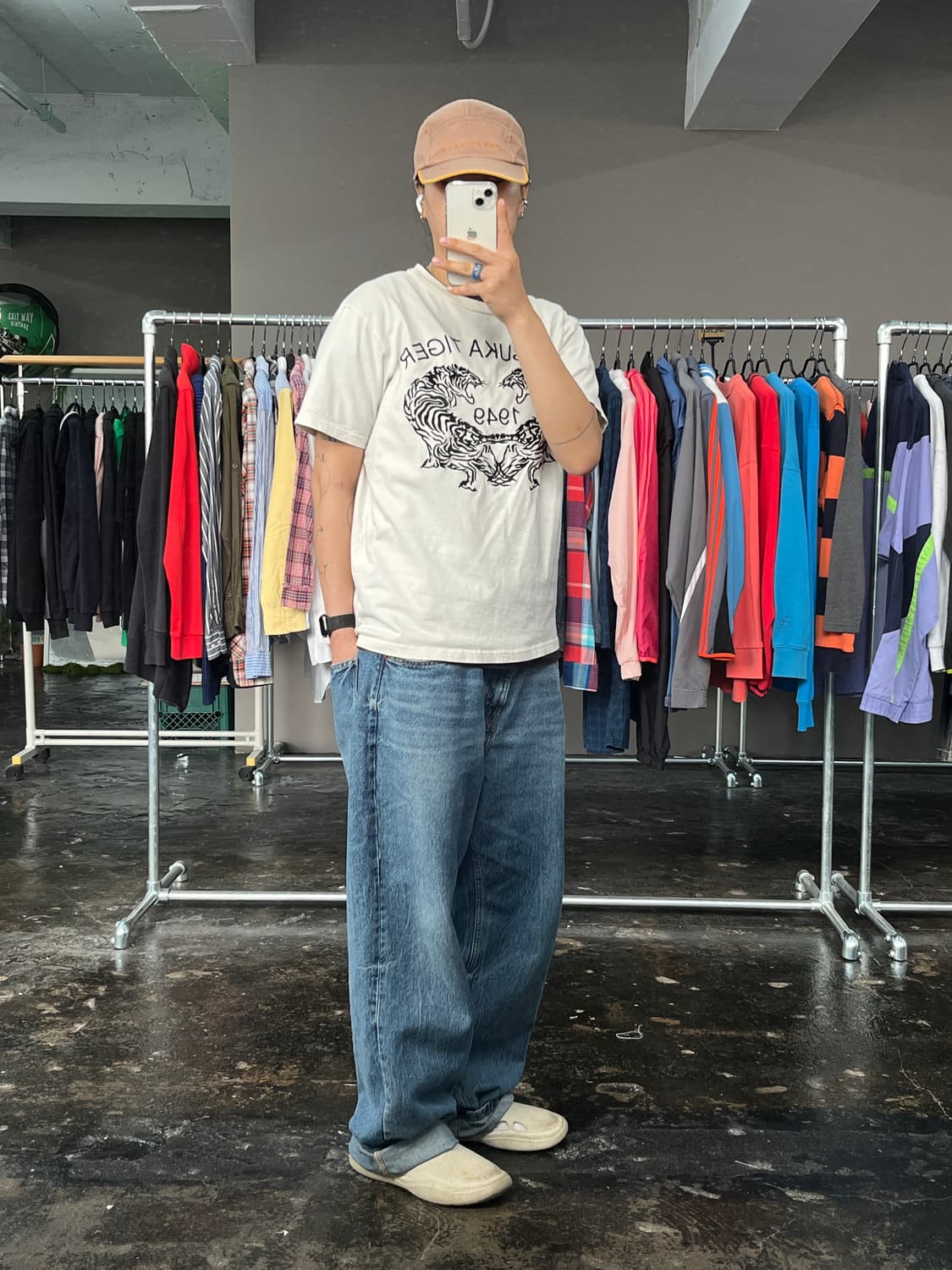오니츠카 타이거 자수 반팔 티셔츠 상품이미지5