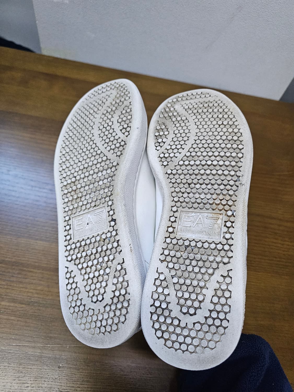 엠포리오 아르마니 스니커즈 상품이미지9