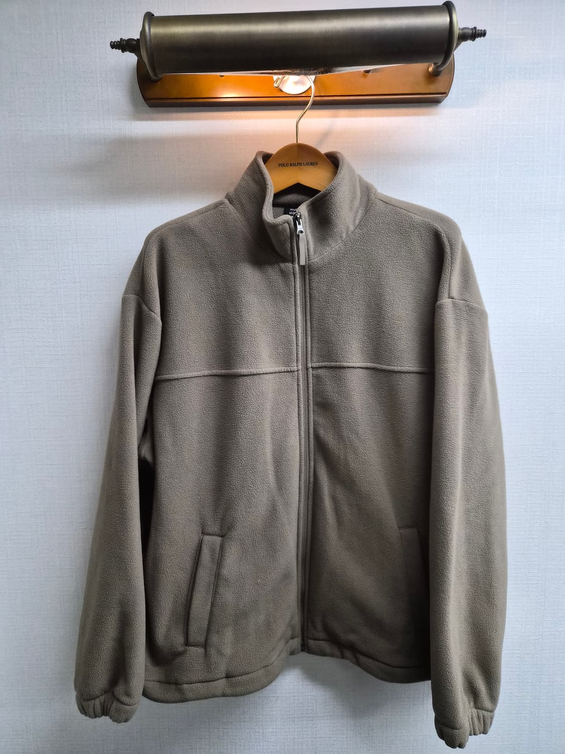 L/105) 무신사 스탠다드 폴라 플리스 점퍼 팝니다 상품이미지1