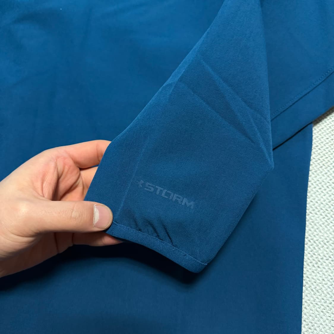 언더아머 소프트쉘 스톰 후디 자켓 상품이미지6