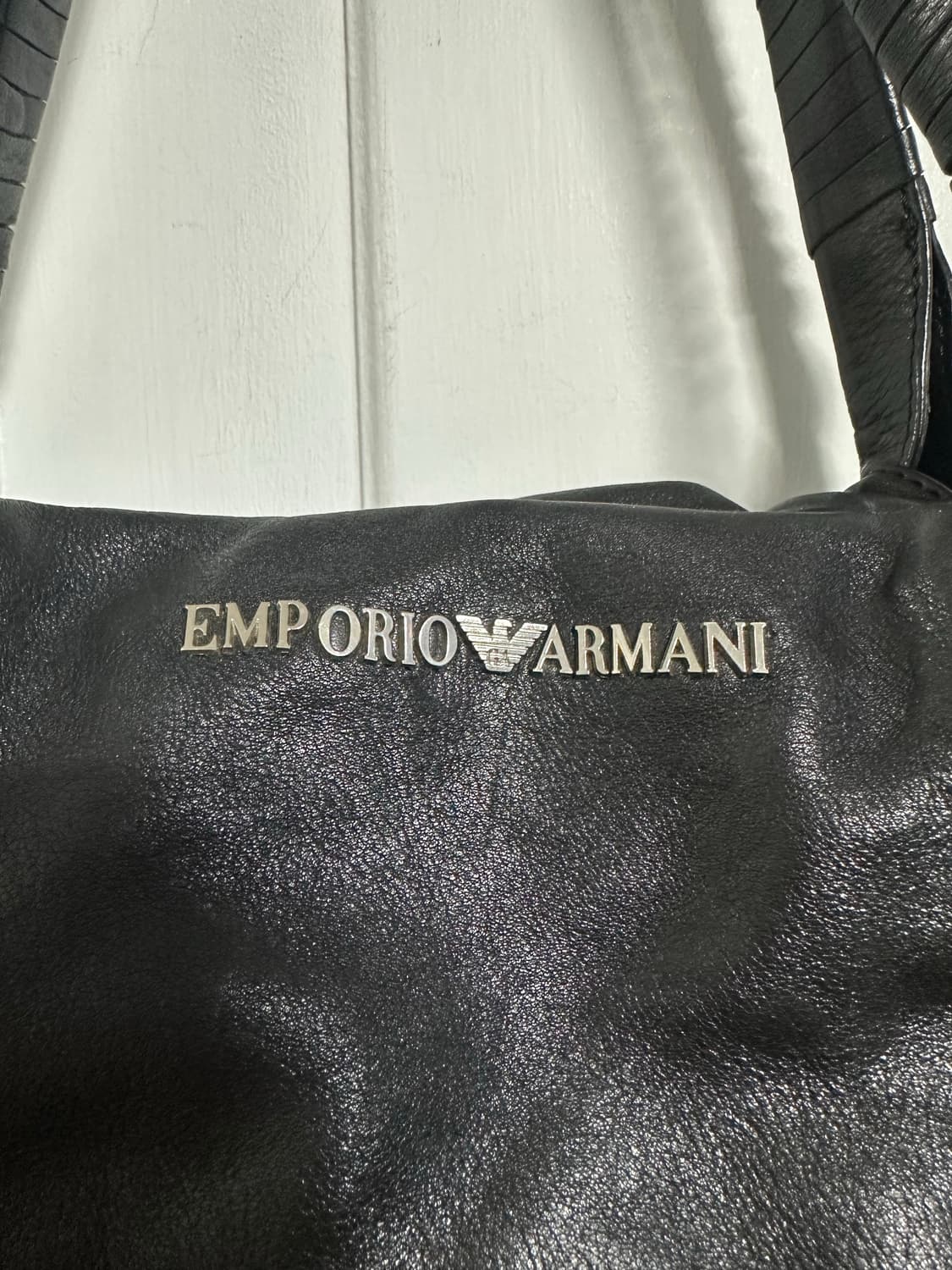 엠포리오 아르마니 카프스킨 레더 토트백 상품이미지3