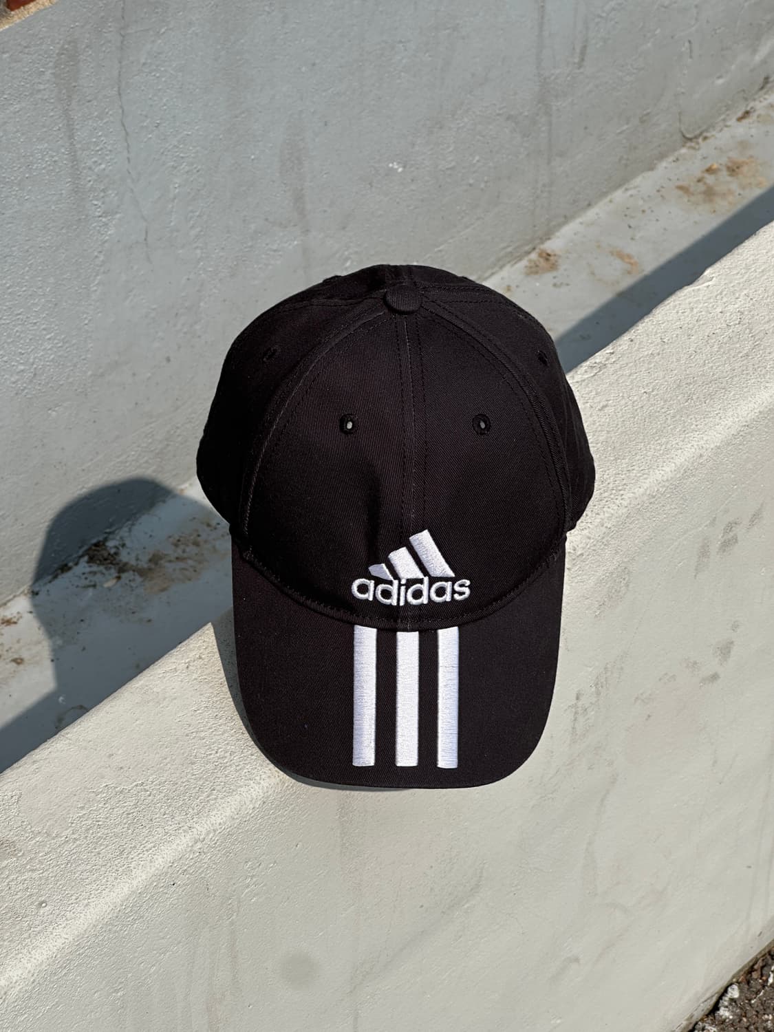 [F] 아디다스 삼선 로고 블랙 볼캡 모자 상품이미지1