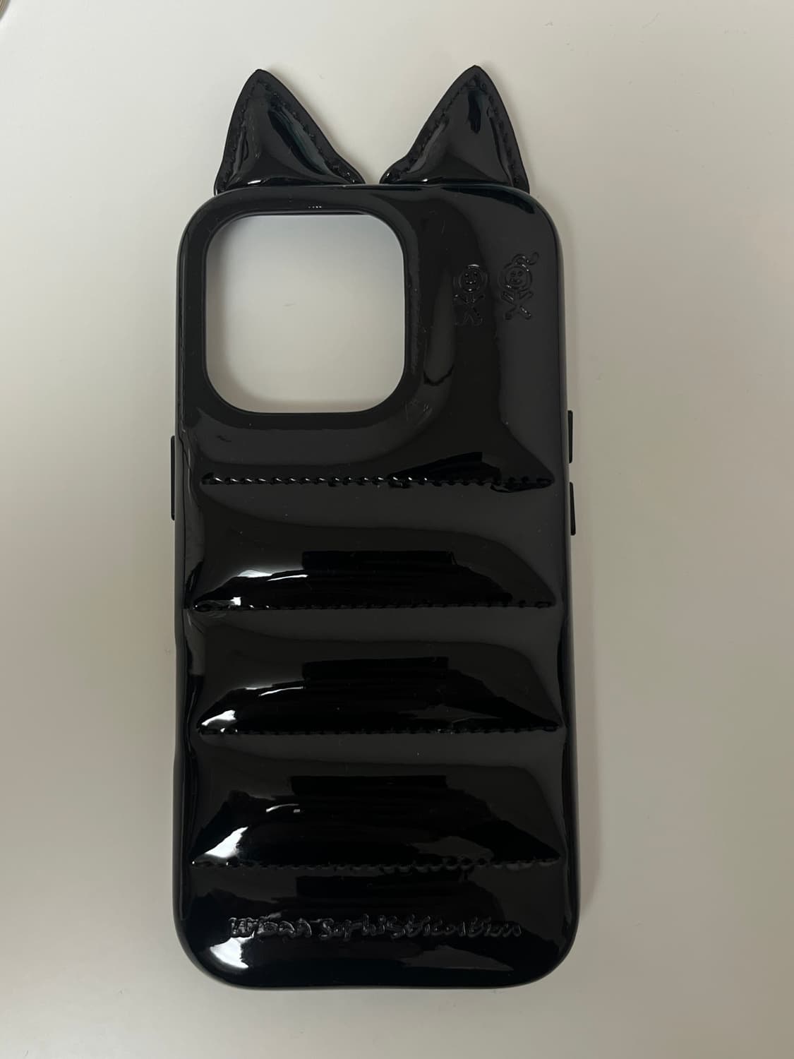 어반소피스티케이션 아이폰 케이스 16pro 상품이미지1