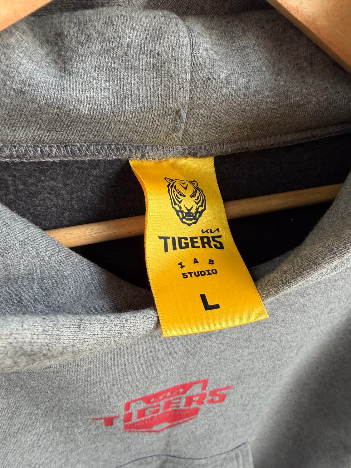 L/ 아이앱스튜디오x기아타이거즈 후드티 상품이미지6