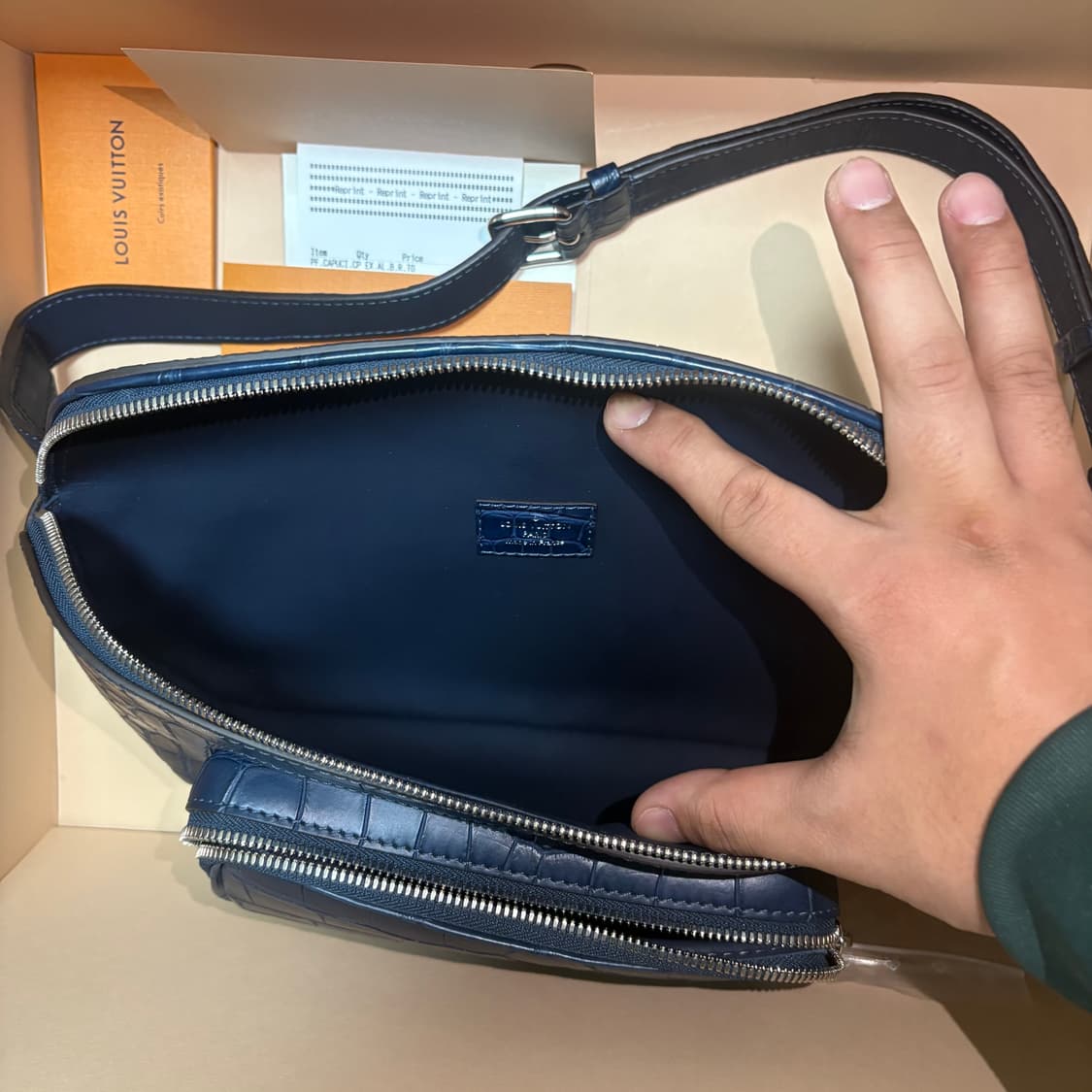 [한정판/백화점판/새상품급] 루이비통 범백 악어가죽 힙색 상품이미지4