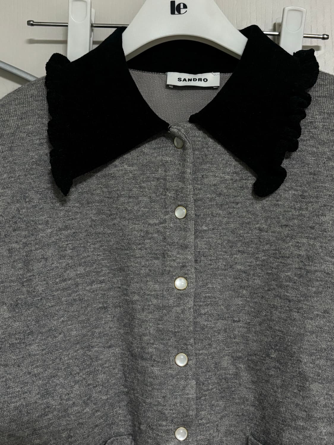 산드로 sandro 벨벳 카라 가디건 / 발매가 449,000 상품이미지2